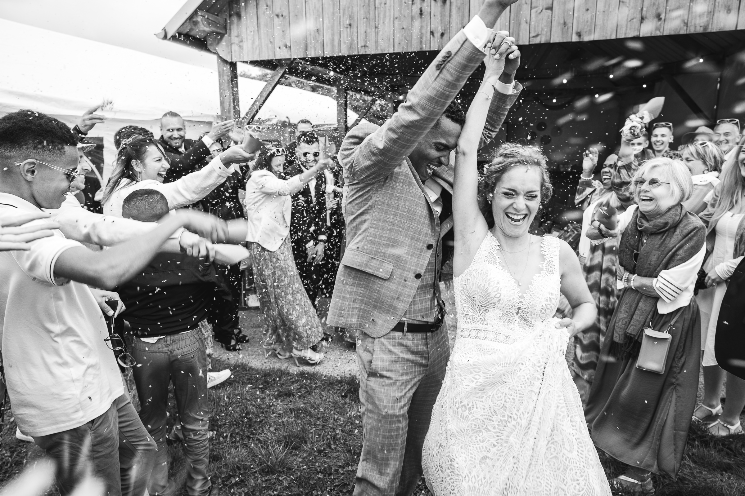 Danse d'un couple de mariés à Chalons en Champagne, festif
